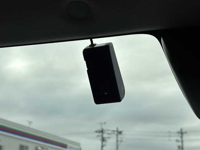 トヨタ タンク カスタムG－T 愛知県 2019(令1)年 3万km パールホワイトⅢ /禁煙//モデリスタエアロ（フロント・サイド・リアアンダー）//アルパイン9インチナビ//CD/DVD/BT/フルセグ/USB/HDMI/MSV//バックカメラ//パノラミックビューモニター//純正15AW//ドライブレコーダー//ビルトインETC//両側パワースライドドア//クルーズコントロール//PCS/LDA//コーナーセンサー（前後）//横滑り防止装置//アイドリングストップ//LEDオートライト//LEDフォグランプ//オートマチックハイビーム//オートリトラウィンカーミラー//LEDルームランプ//革巻きステアリング//ステアリングスイッチ//純正フロアマット//純正ドアバイザー//スペアスマートキー//新車時保証書//取扱説明書//ディーラー記録簿//R1/R2/R3/R4///記録簿//R4/R6/R7//////////////////////////