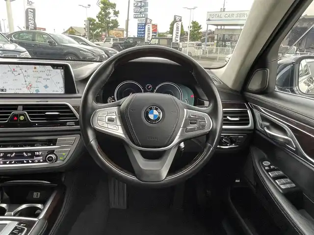 ＢＭＷ,７シリーズ,740Li,2016年式（平成28年式）,サファイアブラックP