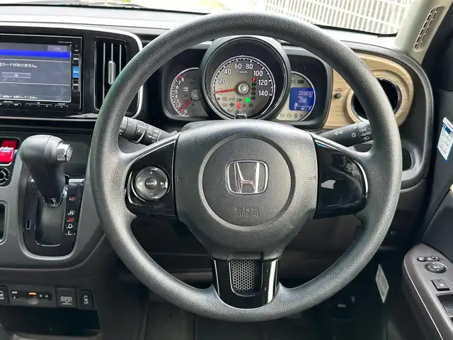ホンダ Ｎ ＯＮＥ G SS ブラウンスタイルパッケージ 宮城県 2016(平28)年 6万km パールⅡ あんしんパッケージ/・シティブレーキアクティブシステム/・SRSエアバッグ（サイド/カーテン）/・グラブレール（運転席）/＝＝＝/純正ナビ（VXM-165VFi）ナビSDカード無/・CD/DVD/・Bluetooth/・フルセグTV/バックカメラ/ビルトインETC/シートヒーター/HIDヘッドライト/フォグランプ/オートライト/スマートキー＆プッシュスタート/電動格納ミラー/フロアマット/ドアバイザー