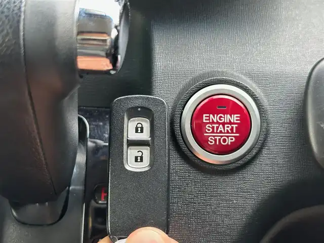 ホンダ Ｎ ＯＮＥ G SS ブラウンスタイルパッケージ 宮城県 2016(平28)年 6万km パールⅡ あんしんパッケージ/・シティブレーキアクティブシステム/・SRSエアバッグ（サイド/カーテン）/・グラブレール（運転席）/＝＝＝/純正ナビ（VXM-165VFi）ナビSDカード無/・CD/DVD/・Bluetooth/・フルセグTV/バックカメラ/ビルトインETC/シートヒーター/HIDヘッドライト/フォグランプ/オートライト/スマートキー＆プッシュスタート/電動格納ミラー/フロアマット/ドアバイザー