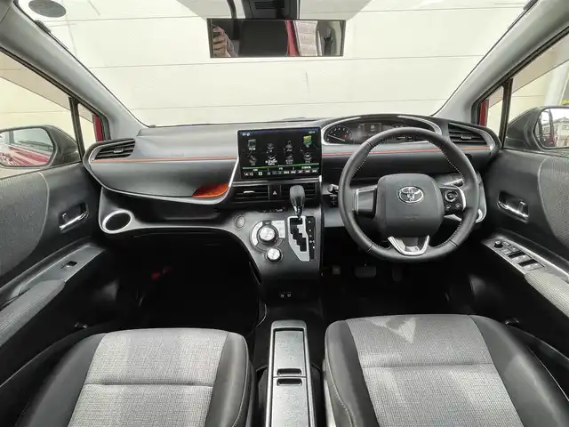 トヨタ シエンタ ファンベースG 茨城県 2019(令1)年 0.2万km ブラックマイカ/センシュアルレッドマイカ 入庫時走行距離1379キロ/10インチ社外ナビ/バックカメラ/革巻きステアリング/トヨタセーフティセンス/両側パワースライドドア/モデリスタ製エアロ/フロアマット/LEDヘッドライト/ドライブレコーダー/ETC/プッシュスタート/フォグランプ