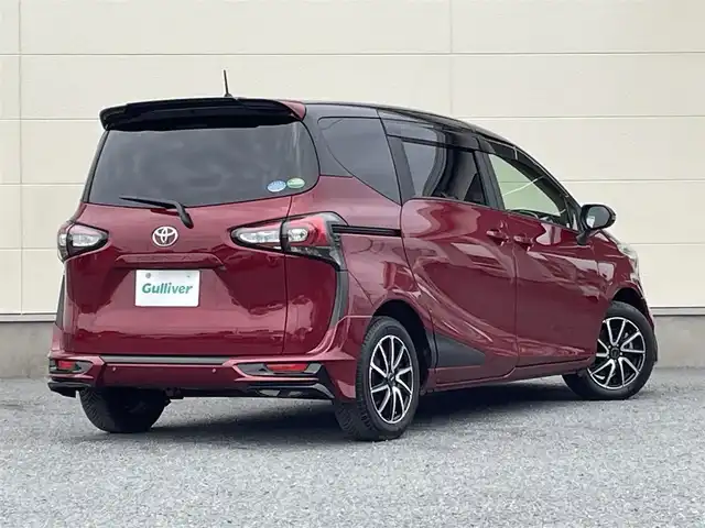トヨタ シエンタ ファンベースG 茨城県 2019(令1)年 0.2万km ブラックマイカ/センシュアルレッドマイカ 入庫時走行距離1379キロ/10インチ社外ナビ/バックカメラ/革巻きステアリング/トヨタセーフティセンス/両側パワースライドドア/モデリスタ製エアロ/フロアマット/LEDヘッドライト/ドライブレコーダー/ETC/プッシュスタート/フォグランプ