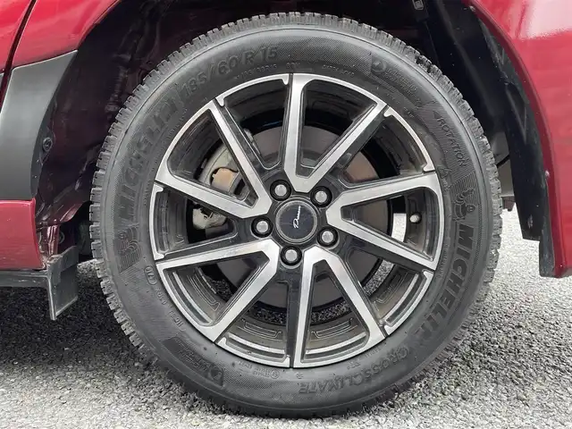 トヨタ シエンタ ファンベースG 茨城県 2019(令1)年 0.2万km ブラックマイカ/センシュアルレッドマイカ 入庫時走行距離1379キロ/10インチ社外ナビ/バックカメラ/革巻きステアリング/トヨタセーフティセンス/両側パワースライドドア/モデリスタ製エアロ/フロアマット/LEDヘッドライト/ドライブレコーダー/ETC/プッシュスタート/フォグランプ