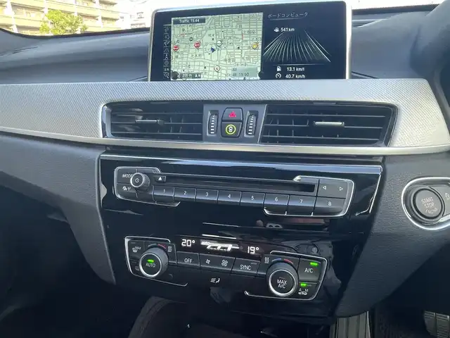 ＢＭＷ Ｘ１ xDrive 20i Mスポーツ 高知県 2017(平29)年 2.3万km サファイアブラックP ワンオーナー/コンフォートパッケージ/　・パワーバックドア/　・リアシートスライディング/バックレストリリース機能/４ＷＤ/純正HDDナビ　/　【ＡＭ／ＦＭ/BT】/バックカメラ/ミラー一体型ETC/アイドリングストップ/プッシュスタート