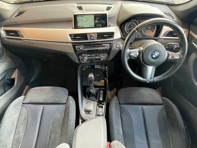 ＢＭＷ Ｘ１ xDrive 20i Mスポーツ 高知県 2017(平29)年 2.3万km サファイアブラックP ワンオーナー/コンフォートパッケージ/　・パワーバックドア/　・リアシートスライディング/バックレストリリース機能/４ＷＤ/純正HDDナビ　/　【ＡＭ／ＦＭ/BT】/バックカメラ/ミラー一体型ETC/アイドリングストップ/プッシュスタート