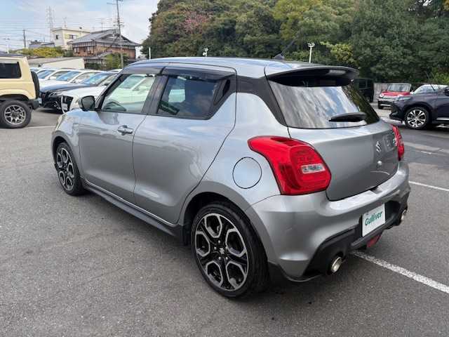 スズキ スイフト スポーツ セーフティPKG 大阪府 2018(平30)年 3.2万km プレミアムシルバーメタリック 純正ナビ/フルセグ/BT/CD/DVD/全方位カメラ/衝突軽減ブレーキ/車線逸脱警報/レーダークルーズコントロール/シートヒーターD席/ドライブレコーダー/ビルトインETC/LEDヘッドライト/純正アルミホイール/パドルシフト/スマートキー×2