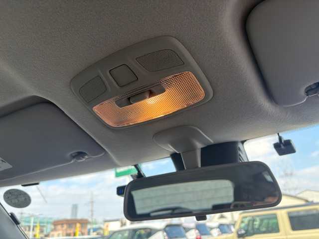 スズキ スイフト スポーツ セーフティPKG 大阪府 2018(平30)年 3.2万km プレミアムシルバーメタリック 純正ナビ/フルセグ/BT/CD/DVD/全方位カメラ/衝突軽減ブレーキ/車線逸脱警報/レーダークルーズコントロール/シートヒーターD席/ドライブレコーダー/ビルトインETC/LEDヘッドライト/純正アルミホイール/パドルシフト/スマートキー×2