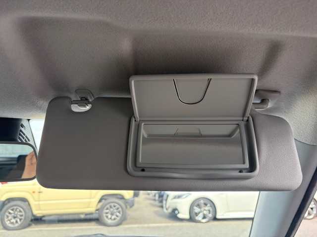 スズキ スイフト スポーツ セーフティPKG 大阪府 2018(平30)年 3.2万km プレミアムシルバーメタリック 純正ナビ/フルセグ/BT/CD/DVD/全方位カメラ/衝突軽減ブレーキ/車線逸脱警報/レーダークルーズコントロール/シートヒーターD席/ドライブレコーダー/ビルトインETC/LEDヘッドライト/純正アルミホイール/パドルシフト/スマートキー×2