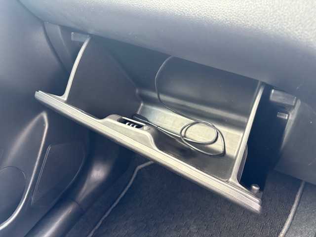 スズキ スイフト スポーツ セーフティPKG 大阪府 2018(平30)年 3.2万km プレミアムシルバーメタリック 純正ナビ/フルセグ/BT/CD/DVD/全方位カメラ/衝突軽減ブレーキ/車線逸脱警報/レーダークルーズコントロール/シートヒーターD席/ドライブレコーダー/ビルトインETC/LEDヘッドライト/純正アルミホイール/パドルシフト/スマートキー×2