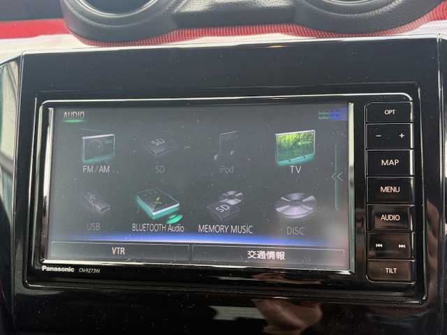 スズキ スイフト スポーツ セーフティPKG 大阪府 2018(平30)年 3.2万km プレミアムシルバーメタリック 純正ナビ/フルセグ/BT/CD/DVD/全方位カメラ/衝突軽減ブレーキ/車線逸脱警報/レーダークルーズコントロール/シートヒーターD席/ドライブレコーダー/ビルトインETC/LEDヘッドライト/純正アルミホイール/パドルシフト/スマートキー×2