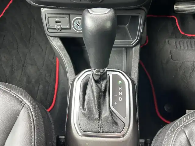 クライスラー・ジープ ジープ レネゲード 石川県 2022(令4)年 1.4万km グレー 黒革シート/シートヒーター/ステアリングヒーター/衝突軽減ブレーキ/アダプティブクルーズコントロール/ブラインドスポットモニター/純正ナビ/ＡｐｐｌｅＣａｒＰｌａｙ/バックカメラ/クリアランスソナー