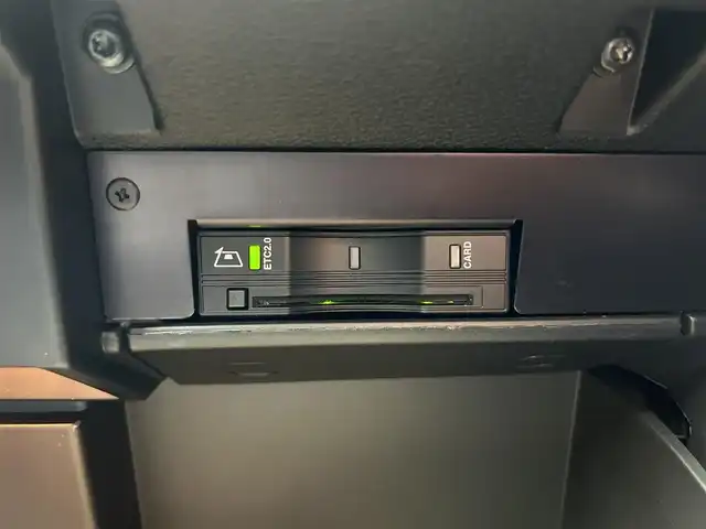 クライスラー・ジープ ジープ レネゲード 石川県 2022(令4)年 1.4万km グレー 黒革シート/シートヒーター/ステアリングヒーター/衝突軽減ブレーキ/アダプティブクルーズコントロール/ブラインドスポットモニター/純正ナビ/ＡｐｐｌｅＣａｒＰｌａｙ/バックカメラ/クリアランスソナー