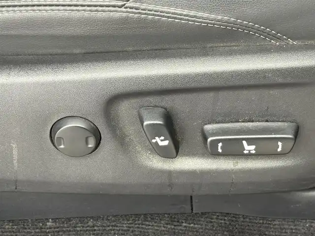 トヨタ ランドクルーザー プラド TX Lパッケージ マットブラED 愛知県 2022(令4)年 2.1万km ブラック 純正9インチナビ/バックカメラ/ムーンルーフ/プリクラッシュセーフティ/レーダークルーズコントロール/ブラックレザーシート/パワーシート/シートヒーター/シートベンチレーション/ETC2.0/LEDヘッドライト/オートマチックハイビーム/ルーフレール/純正18インチアルミホイール