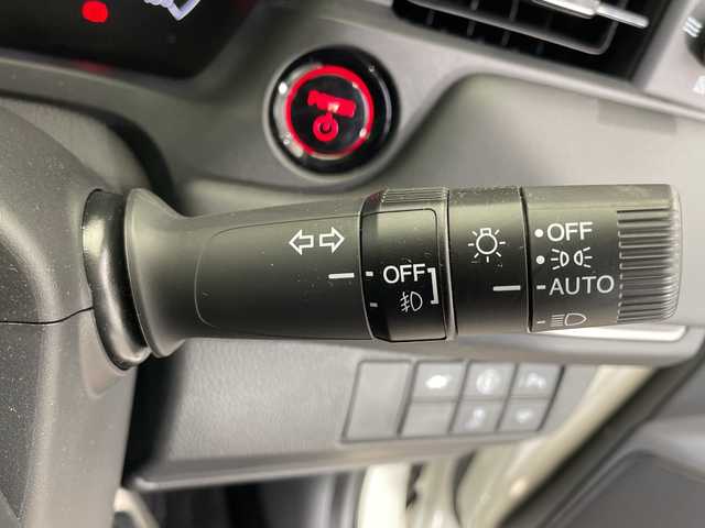 ホンダ ヴェゼル ハイブリッド e:HEV Z 栃木県 2021(令3)年 3.8万km プラチナホワイトパール 純正ナビ/(ワンセグTV/Bluetooth/SD/USB)/Honda SENSING/全方位カメラ/ETC2.0車載器/純正アルミホイール/ドライブレコーダー/禁煙車/ワイヤレス充電器/寒冷地仕様/運転席助手席シートヒーター/ハンズフリーアクセスパワーテールゲート/LEDシーケンシャルターンシグナルランプ/マルチビューカメラシステム/プレミアムオーディオ/コーナーセンサー/衝突軽減システム/横滑り防止装置/ダウンヒルアシストコントロール/スマートキー/プッシュスタート