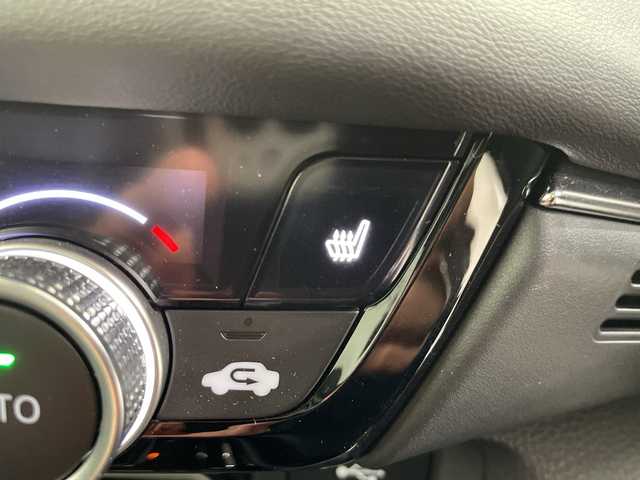 ホンダ ヴェゼル ハイブリッド e:HEV Z 栃木県 2021(令3)年 3.8万km プラチナホワイトパール 純正ナビ/(ワンセグTV/Bluetooth/SD/USB)/Honda SENSING/全方位カメラ/ETC2.0車載器/純正アルミホイール/ドライブレコーダー/禁煙車/ワイヤレス充電器/寒冷地仕様/運転席助手席シートヒーター/ハンズフリーアクセスパワーテールゲート/LEDシーケンシャルターンシグナルランプ/マルチビューカメラシステム/プレミアムオーディオ/コーナーセンサー/衝突軽減システム/横滑り防止装置/ダウンヒルアシストコントロール/スマートキー/プッシュスタート