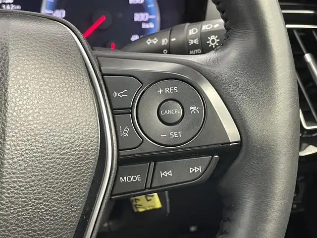 トヨタ クラウン ハイブリッド RS アドバンス 埼玉県 2019(令1)年 4.2万km プレシャスブラックパール 純正１２．３型ナビ　地デジＴＶ　パノラミックビューモニター　ＥＴＣ２．０　レーダークルコン　レザーシート　シートヒーター　ベンチレーション　ステアリングヒーター　パワーシート　ＢＳＭ　前方ドラレコ