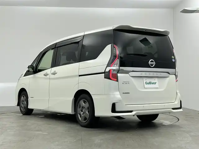 日産 セレナ ハイウェイスター V 愛知県 2020(令2)年 6.3万km ブリリアントホワイトパール 純正ナビ/（CD/ラジオ/BT/フルセグ）/デジタルインナーミラー/全方位モニター/ETC/プロパイロット/ブラインドスポットモニター/衝突防止システム/車線逸脱抑制/オートライト/オートハイビーム/フォグランプ/アイドリングストップ/両側パワースライドドア/ドアバイザー/スタッドレスタイヤ4本車載