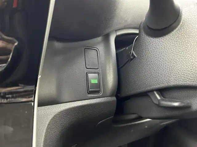日産 セレナ ハイウェイスター V 愛知県 2020(令2)年 6.3万km ブリリアントホワイトパール 純正ナビ/（CD/ラジオ/BT/フルセグ）/デジタルインナーミラー/全方位モニター/ETC/プロパイロット/ブラインドスポットモニター/衝突防止システム/車線逸脱抑制/オートライト/オートハイビーム/フォグランプ/アイドリングストップ/両側パワースライドドア/ドアバイザー/スタッドレスタイヤ4本車載