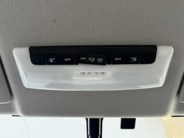 日産 セレナ ハイウェイスター V 兵庫県 2020(令2)年 6.3万km ブリリアントホワイトパール 純正ナビ/（CD/ラジオ/BT/フルセグ）/デジタルインナーミラー/全方位モニター/ETC/プロパイロット/ブラインドスポットモニター/衝突防止システム/車線逸脱抑制/オートライト/オートハイビーム/フォグランプ/アイドリングストップ/両側パワースライドドア/ドアバイザー/スタッドレスタイヤ4本車載