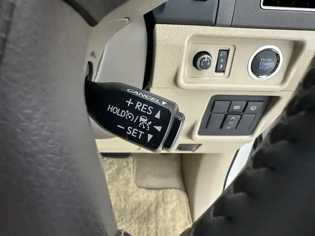 トヨタ ランドクルーザー プラド TX Lパッケージ 兵庫県 2019(令1)年 4.9万km ホワイトパールクリスタルシャイン 純正SDナビ(CD/DVD/SD/Bluetooth/フルセグ)/全方位カメラ/パワーシート/シートヒーター/エアシート/コーナーセンサー/ルーフレール/純正エアロパーツ/4WD/前後ドライブレコーダー/レザーシート/サイドステップ/純正17インチアルミホイール/純正フロアマット/ビルトインETC/LEDヘッドライト/LEDフォグライト/オートライト/オートマチックハイビーム