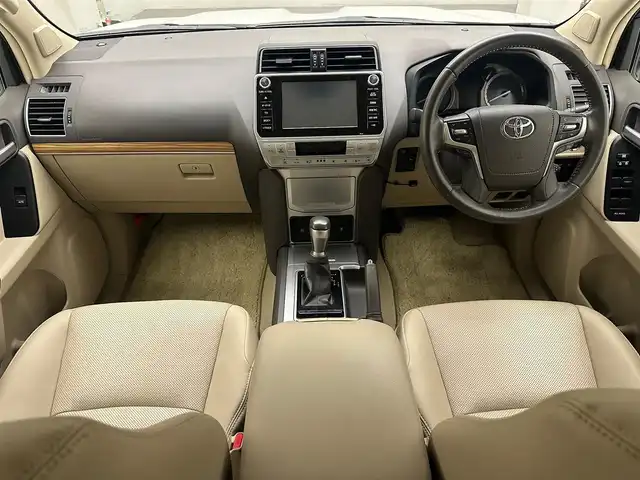 トヨタ ランドクルーザー プラド TX Lパッケージ 兵庫県 2019(令1)年 4.9万km ホワイトパールクリスタルシャイン 純正SDナビ(CD/DVD/SD/Bluetooth/フルセグ)/全方位カメラ/パワーシート/シートヒーター/エアシート/コーナーセンサー/ルーフレール/純正エアロパーツ/4WD/前後ドライブレコーダー/レザーシート/サイドステップ/純正17インチアルミホイール/純正フロアマット/ビルトインETC/LEDヘッドライト/LEDフォグライト/オートライト/オートマチックハイビーム
