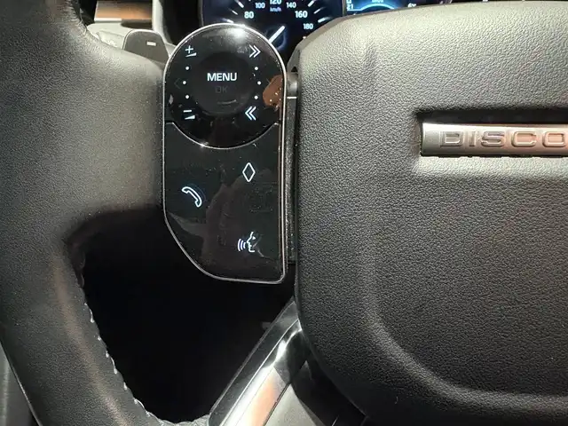 ランドローバー ランドローバー ディスカバリー ランドマークED 道央・札幌 2020(令2)年 3.1万km ユーロンホワイト ユーロンホワイト/ドライバーアシストパック/　・ACC(ステアリングアシスト付)/　・ブラインドスポットアシスト/　・ハイスピードエマージェンシーブレーキ/　・トラフィックサインレゴニクション/　・アダプティブスピードリミッター/2座式3列目シート/フロントシートヒーター/ステアリングヒーター/21インチ”スタイル1012”10スプリットスポークAW/ブラックルーフレール/MERIDIANサウンド/純正メモリナビ/360°カメラ/パークアシスト/パワーテールゲート