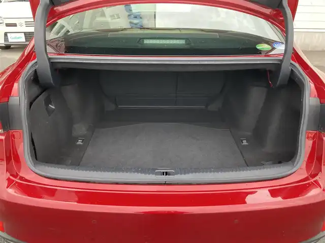 レクサス ＩＳ 300h バージョンL 静岡県 2018(平30)年 6.4万km レッドマイカクリスタルシャイン Toyota Safety Sense/純正メーカーナビ/　AM FM CD DVD Bluetooth USB SDREC/フルセグTV/ビルトインETC2.0/バックモニター/三眼LEDオートヘッドランプ/レーダークルーズコントロール/シートヒーター＆シートベンチレーション(前席)/前後方クリアランスソナー/純正17インチアルミホイール/スマートキー2本/パドルシフト/ムーンルーフ/前方ドライブレコーダー/ベージュレザーシート/パワーシート(前席)