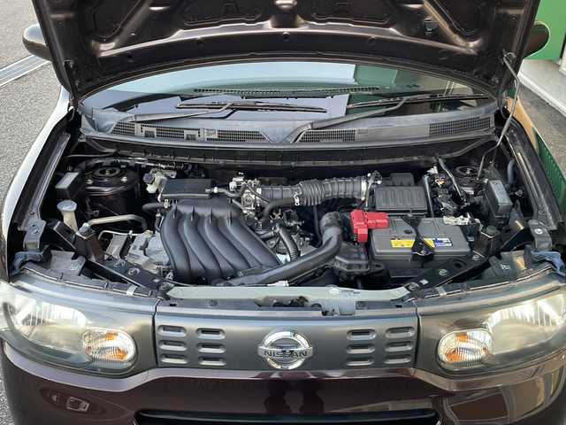 日産 キューブ 15X Vセレクション 岐阜県 2016(平28)年 7.8万km ビターショコラ 禁煙車/純正ナビ/フルセグTV/バックカメラ/アイドリングストップ/ビルトインETC/ドライブレコーダー/社外アルミホイール/純正フロアマット/フォグライト/オートエアオン/オートライト/プッシュスタート/スマートキー/スペアキー