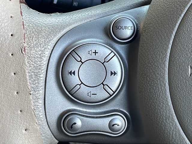 日産 キューブ 15X Vセレクション 岐阜県 2016(平28)年 7.8万km ビターショコラ 禁煙車/純正ナビ/フルセグTV/バックカメラ/アイドリングストップ/ビルトインETC/ドライブレコーダー/社外アルミホイール/純正フロアマット/フォグライト/オートエアオン/オートライト/プッシュスタート/スマートキー/スペアキー