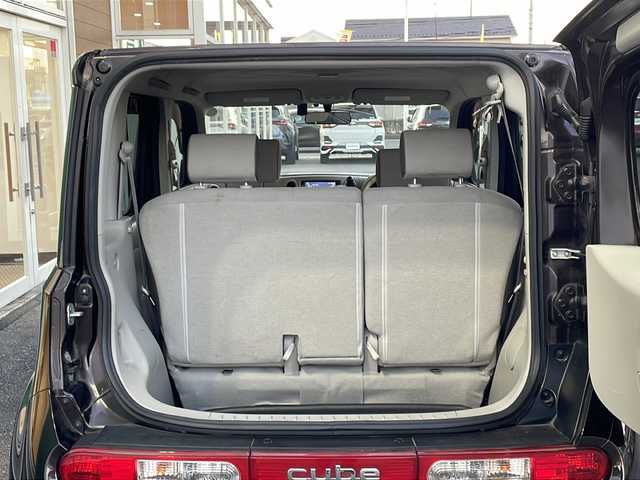 日産 キューブ 15X Vセレクション 岐阜県 2016(平28)年 7.8万km ビターショコラ 禁煙車/純正ナビ/フルセグTV/バックカメラ/アイドリングストップ/ビルトインETC/ドライブレコーダー/社外アルミホイール/純正フロアマット/フォグライト/オートエアオン/オートライト/プッシュスタート/スマートキー/スペアキー