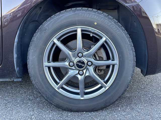 日産 キューブ 15X Vセレクション 岐阜県 2016(平28)年 7.8万km ビターショコラ 禁煙車/純正ナビ/フルセグTV/バックカメラ/アイドリングストップ/ビルトインETC/ドライブレコーダー/社外アルミホイール/純正フロアマット/フォグライト/オートエアオン/オートライト/プッシュスタート/スマートキー/スペアキー