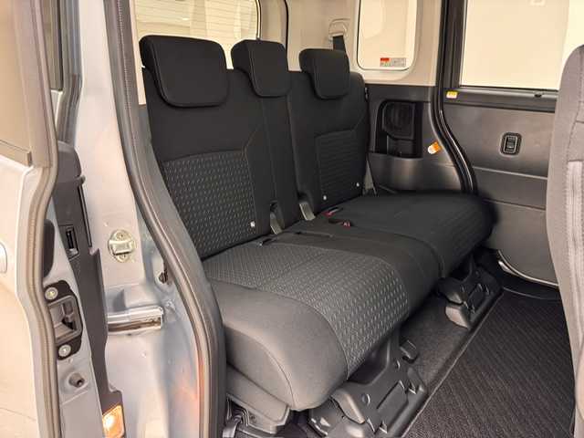 トヨタ ルーミー カスタムG 兵庫県 2023(令5)年 2万km ブライトシルバーM 純正SDナビ/フルセグ CD DVD BT MSV/両側パワースライドドア/レーダークルーズコントロール/LKA/衝突軽減ブレーキ/コーナーセンサー/電子パーキング/HOLD/LEDヘッドライト/フォグライト/オートライト/オートハイビーム/アイドリングストップ/スマートキー/プッシュスタート