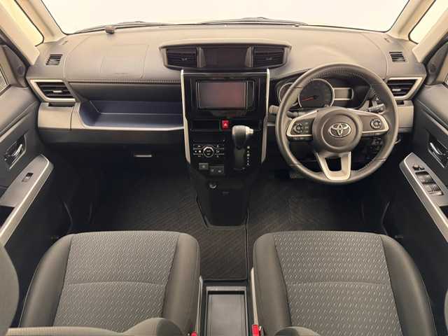 トヨタ ルーミー カスタムG 兵庫県 2023(令5)年 2万km ブライトシルバーM 純正SDナビ/フルセグ CD DVD BT MSV/両側パワースライドドア/レーダークルーズコントロール/LKA/衝突軽減ブレーキ/コーナーセンサー/電子パーキング/HOLD/LEDヘッドライト/フォグライト/オートライト/オートハイビーム/アイドリングストップ/スマートキー/プッシュスタート