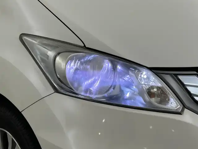 ホンダ フリード ハイブリット ジャストセレクション 福岡県 2013(平25)年 9万km プレミアムホワイトパール 社外パナソニックナビ（ＢＴ，フルセグＴＶ）　/ＥＴＣ　/前後ドライブレコーダー　/クルーズコントロール　/両側電動スライドドア　/横滑り防止装置　/フロントガラス熱線　/電動格納式ドアミラー　/純正１５インチＡＷ