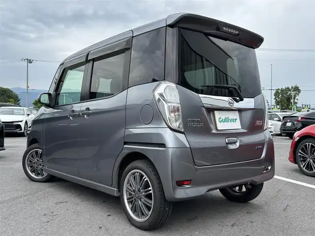 日産 デイズ ルークス ハイウェイスターX Gパッケージ 奈良県 2016(平28)年 13.1万km チタニウムグレーメタリック 社外ナビ　/ワンセグ　/USB入力端子　/ETC　/全方位カメラ　/両側パワースライドドア　/社外フロアマット　/ベンチシート　/社外アルミホイール/オートライト　/アイドリングストップ/衝突被害軽減ブレーキ　/横滑り防止装置　/W+サイドエアバッグ/保証書/取扱説明書/純正ホイール付きタイヤ有り