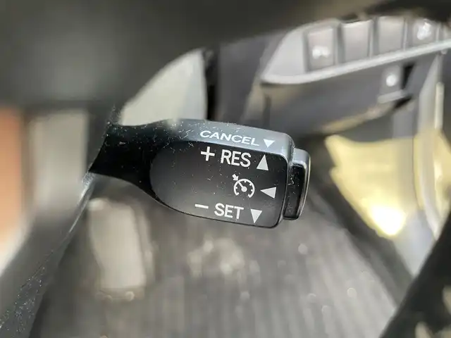 レクサス ＣＴ 200h バージョンL 滋賀県 2014(平26)年 9万km ホワイトパールクリスタルシャイン 禁煙車/純正ナビ/（CD/DVD/フルセグTV/BT/AUX/SD/FM/AM）/バックカメラ/クルーズコントロール/ビルトインETC/パドルシフト/レザーシート/シートヒーター/コーナーセンサー/自動防眩ミラー/プッシュスタート/スマートキー/純正フロアマット/LEDヘッドライト/純正17インチAW