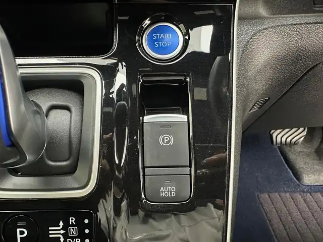日産 セレナ e-パワー オーテック セーフティPKG 兵庫県 2020(令2)年 1.1万km 青Ⅱ 純正SDナビ(CD/DVD/フルセグ/Bluetooth)/アラウンドビューモニター/プロパイロット/両側パワースライドドア/電子パーキングブレーキ/ブレーキホールド/オートライト/LEDヘッドライト/LEDフォグライト/スタッドレスタイヤ積込/コーナーセンサー/レーンキープアシスト/純正16インチアルミホイール/純正フロアマット/スペアキー
