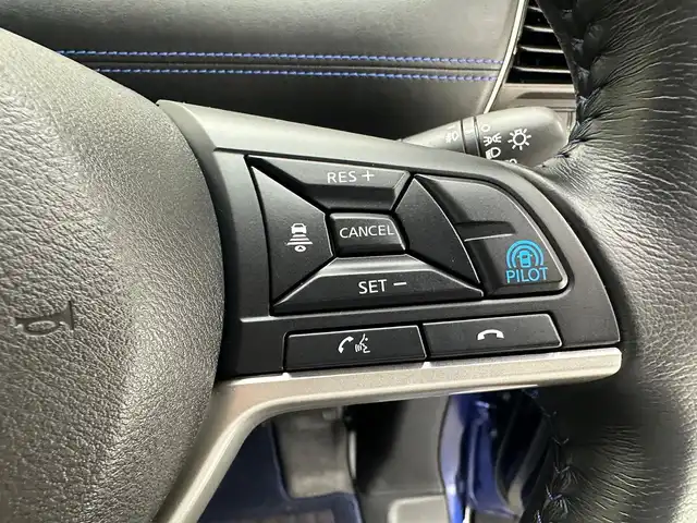 日産 セレナ e-パワー オーテック セーフティPKG 兵庫県 2020(令2)年 1.1万km 青Ⅱ 純正SDナビ(CD/DVD/フルセグ/Bluetooth)/アラウンドビューモニター/プロパイロット/両側パワースライドドア/電子パーキングブレーキ/ブレーキホールド/オートライト/LEDヘッドライト/LEDフォグライト/スタッドレスタイヤ積込/コーナーセンサー/レーンキープアシスト/純正16インチアルミホイール/純正フロアマット/スペアキー