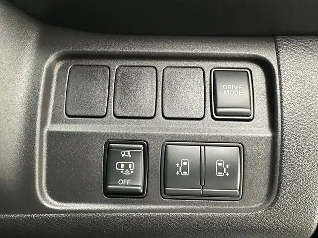 日産 セレナ e-パワー オーテック セーフティPKG 兵庫県 2020(令2)年 1.1万km 青Ⅱ 純正SDナビ(CD/DVD/フルセグ/Bluetooth)/アラウンドビューモニター/プロパイロット/両側パワースライドドア/電子パーキングブレーキ/ブレーキホールド/オートライト/LEDヘッドライト/LEDフォグライト/スタッドレスタイヤ積込/コーナーセンサー/レーンキープアシスト/純正16インチアルミホイール/純正フロアマット/スペアキー