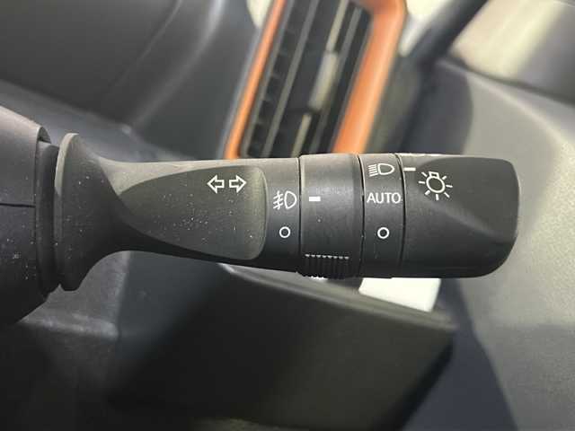 ダイハツ タント ファンクロスターボ 静岡県 2023(令5)年 1.1万km レイクブルーメタリック 純正ディスプレイオーディオ/・フルセグＴＶ/・Bluetooth/・USB/・HDMI/・AM/・FM/主要装備/・両側パワスラ/・衝突軽減/・レーンキープ/・コーナーセンサー前後/・バックカメラ/・ビルトインＥＴＣ/・ドラレコ前後/・デジタルインナーミラー/・シートヒータD/N席/・ルーフレール/・LEDヘッドライト/・オートライト/・オートハイビーム/・フォグランプ/・ステリモ/・電動パーキングブレーキ/・オートホールド/・社外フロアマット/・純正アルミホイール