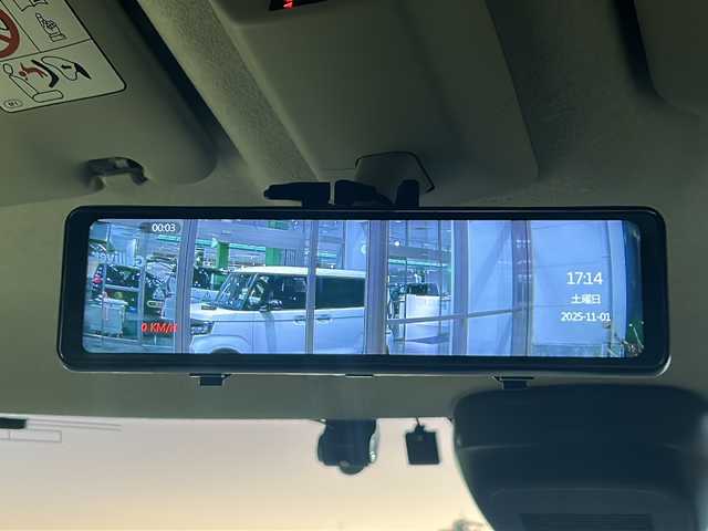 ダイハツ タント ファンクロスターボ 静岡県 2023(令5)年 1.1万km レイクブルーメタリック 純正ディスプレイオーディオ/・フルセグＴＶ/・Bluetooth/・USB/・HDMI/・AM/・FM/主要装備/・両側パワスラ/・衝突軽減/・レーンキープ/・コーナーセンサー前後/・バックカメラ/・ビルトインＥＴＣ/・ドラレコ前後/・デジタルインナーミラー/・シートヒータD/N席/・ルーフレール/・LEDヘッドライト/・オートライト/・オートハイビーム/・フォグランプ/・ステリモ/・電動パーキングブレーキ/・オートホールド/・社外フロアマット/・純正アルミホイール