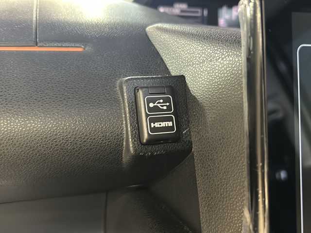 ダイハツ タント ファンクロスターボ 静岡県 2023(令5)年 1.1万km レイクブルーメタリック 純正ディスプレイオーディオ/・フルセグＴＶ/・Bluetooth/・USB/・HDMI/・AM/・FM/主要装備/・両側パワスラ/・衝突軽減/・レーンキープ/・コーナーセンサー前後/・バックカメラ/・ビルトインＥＴＣ/・ドラレコ前後/・デジタルインナーミラー/・シートヒータD/N席/・ルーフレール/・LEDヘッドライト/・オートライト/・オートハイビーム/・フォグランプ/・ステリモ/・電動パーキングブレーキ/・オートホールド/・社外フロアマット/・純正アルミホイール