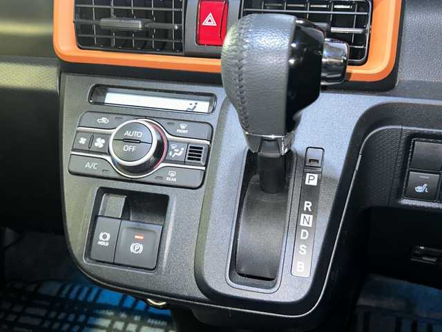 ダイハツ タント ファンクロスターボ 静岡県 2023(令5)年 1.1万km レイクブルーメタリック 純正ディスプレイオーディオ/・フルセグＴＶ/・Bluetooth/・USB/・HDMI/・AM/・FM/主要装備/・両側パワスラ/・衝突軽減/・レーンキープ/・コーナーセンサー前後/・バックカメラ/・ビルトインＥＴＣ/・ドラレコ前後/・デジタルインナーミラー/・シートヒータD/N席/・ルーフレール/・LEDヘッドライト/・オートライト/・オートハイビーム/・フォグランプ/・ステリモ/・電動パーキングブレーキ/・オートホールド/・社外フロアマット/・純正アルミホイール