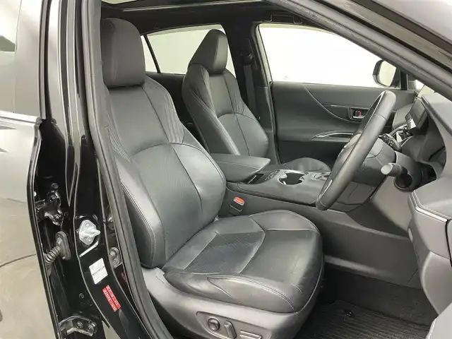 トヨタ ハリアー ハイブリッド Z レザーパッケージ 岡山県 2020(令2)年 4.4万km プレシャスブラックパール 調光パノラマルーフ /12.3インチディスプレイオーディオ/パノラミックビューモニター/ブラインドスポットモニター/ヘッドアップディスプレイ/デジタルインナーミラー/JBLサウンド/シートヒーター /ベンチレーション /ステアリングヒーター/パワーバックドア /パワーシート /ビルトインETC2.0/レーダークルーズコントロール/地デジ/コーナーセンサー/純正19インチアルミホイール