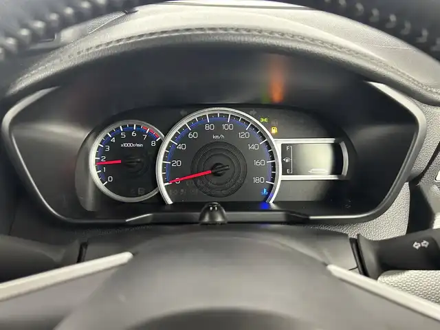 トヨタ ルーミー カスタムG 道央・札幌 2023(令5)年 0.9万km パールホワイトⅢ ・４WD/・寒冷地仕様/・社外ナビ/・バックカメラ/・ETC/・衝突軽減ブレーキ/・レーダークルーズコントロール/・パーキングソナー/・ワイパーデアイサー/・両側パワースライドドア/・純正AW/・LEDヘッドライト/・プッシュスタート/・スマートキー