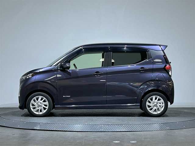 日産 デイズ HWS X プロパイロットED 愛媛県 2020(令2)年 3.3万km プレミアムパープルP 純正SDナビ/（BT/フルセグ/CD/DVD/SD）/全方位カメラ　/プロパイロット　/ウインカーミラー　/ETC /スマートキー/LEDライト　/純正１４インチアルミ/プッシュスタート