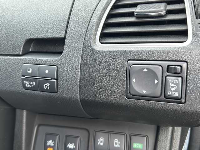 日産 セレナ ハイウェイスター Aセーフティ 石川県 2015(平27)年 5.8万km ダイヤモンドブラック 純正ナビ(MP314D-W)/フルセグ/スマートキー/全周囲カメラ/オートクルーズ/社外18インチアルミ/ETC/電動格納ミラー/レーンキープアシスト/アイドリングストップ/両側パワースライドドア/ウィンカーミラー/プッシュスタート