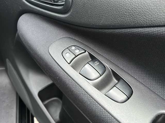日産 セレナ ハイウェイスター Aセーフティ 石川県 2015(平27)年 5.8万km ダイヤモンドブラック 純正ナビ(MP314D-W)/フルセグ/スマートキー/全周囲カメラ/オートクルーズ/社外18インチアルミ/ETC/電動格納ミラー/レーンキープアシスト/アイドリングストップ/両側パワースライドドア/ウィンカーミラー/プッシュスタート