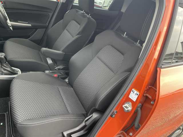 スズキ スイフト RS 宮城県 2023(令5)年 2.1万km フレイムオレンジパールメタリック/ブラック2トーンルーフ 純正ディーラーオプションナビ/フルセグTV/FM・AM/CD・DVD/SD/Bluetooth/USB/ipod/ドライブレコーダー前/シートヒーターD席/パドルシフト/純正アルミホイール16インチ/純正フロアマット/デュアルセンサーブレーキサポート/レーダークルーズコントロール/レーントレーシングアシスト/レーンキープアシスト/パーキングセンサー/横滑り防止