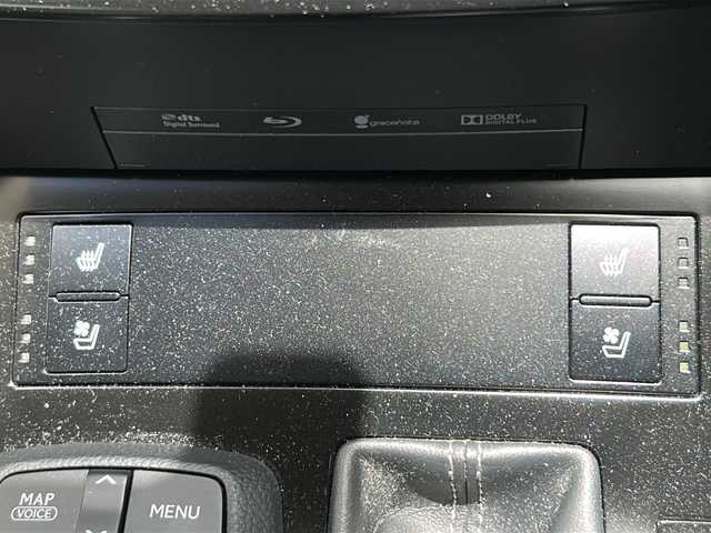 レクサス ＩＳ 300h 佐賀県 2013(平25)年 4万km ホワイトパールクリスタルシャイン 純正ナビ/Ｂｌｕｅｔｏｏｔｈ/CD/DVD/バックカメラ/ワンセグテレビ/オートライト/オートエアコン/パワーシート/シートヒーター/エアシート/サンルーフ/クルーズコントロール/プッシュスタート/パドルシフト/EVモード/SNOW/前後ドライブレコーダー/取扱説明書/保証書/記録簿